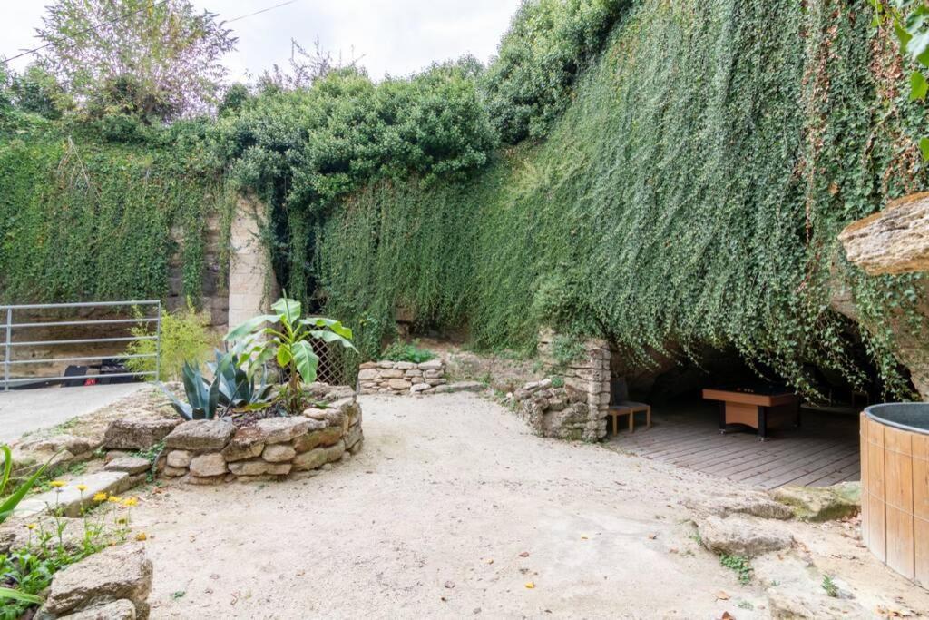 Maison Troglodytique Doue La Fontaine Eksteriør bilde