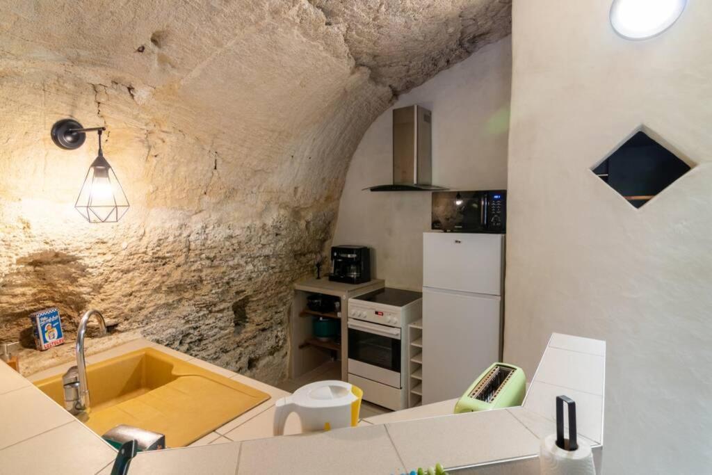 Maison Troglodytique Doue La Fontaine Eksteriør bilde