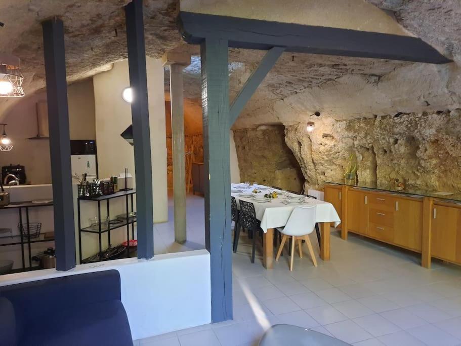 Maison Troglodytique Doue La Fontaine Eksteriør bilde