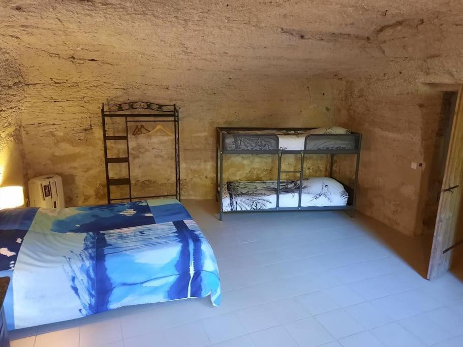 Maison Troglodytique Doue La Fontaine Eksteriør bilde